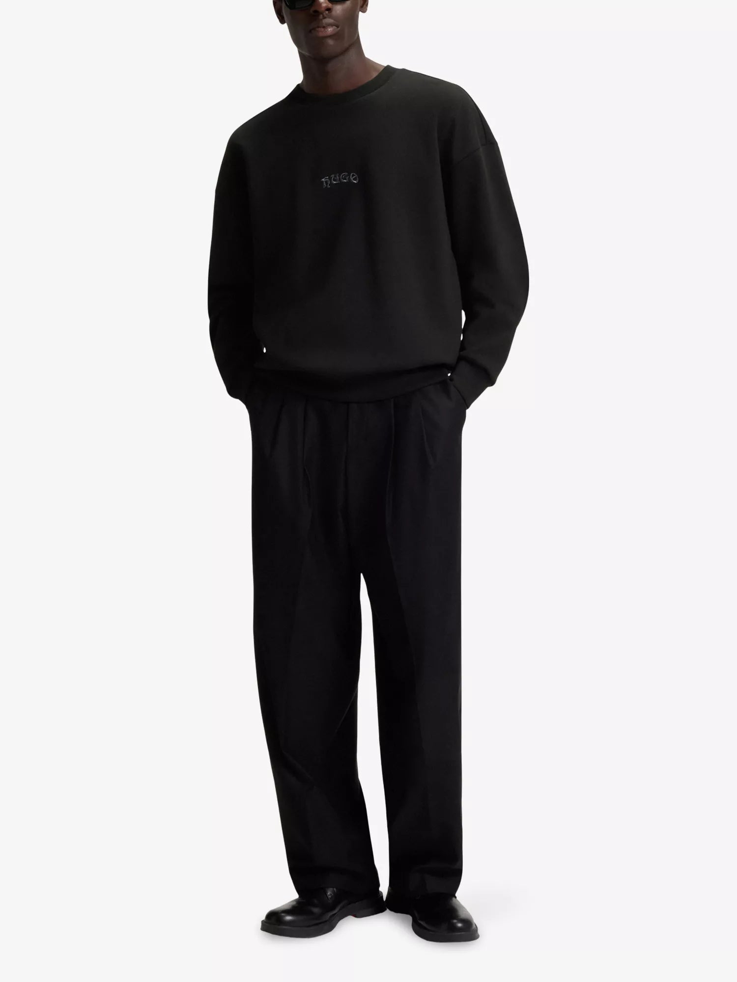 Brand-Embroidered Relaxed-Fit Cotton-Blend Sweatshirt