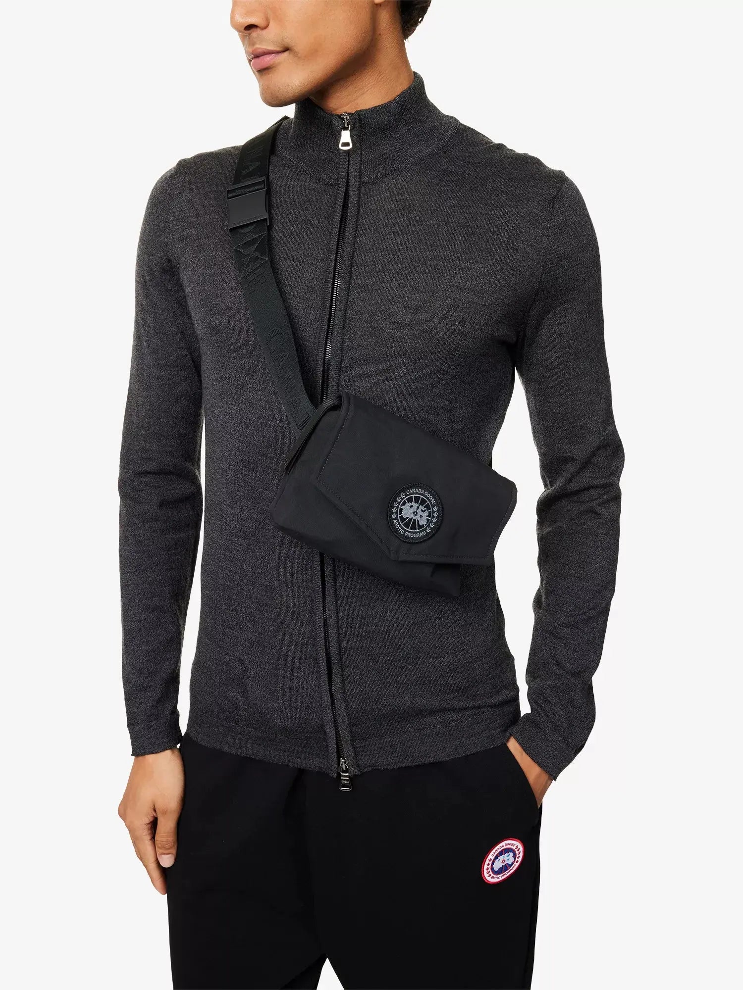 Men's Logo-Badge Nylon Crossbody Bag Canada Goose